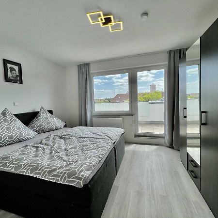 Nujen- Hotel Und Apartment Stuttgart Zuffenhausen Екстер'єр фото